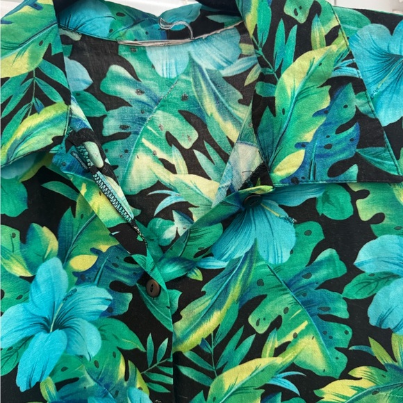 Floral Sleeveless Top - Green - Picture 2 of 9